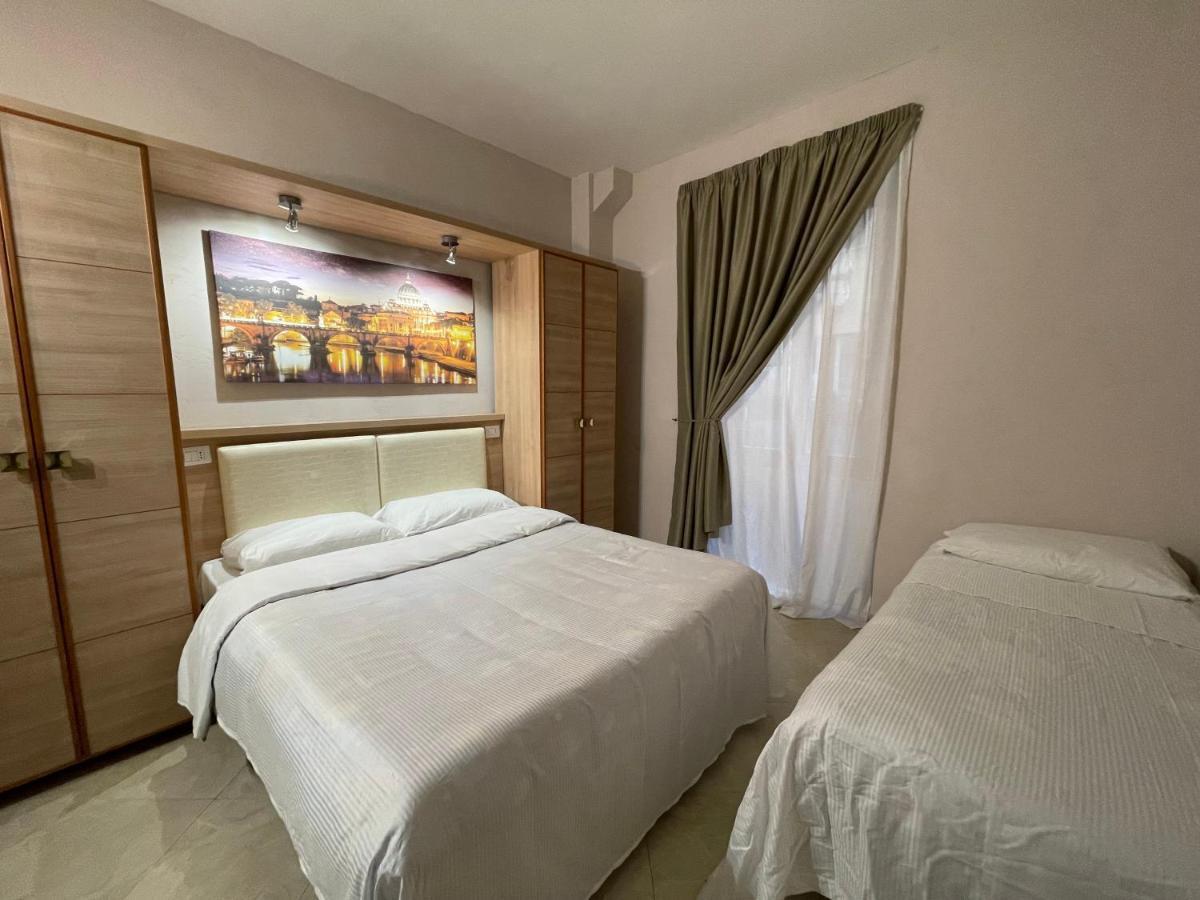 Spqr Bed and breakfast
