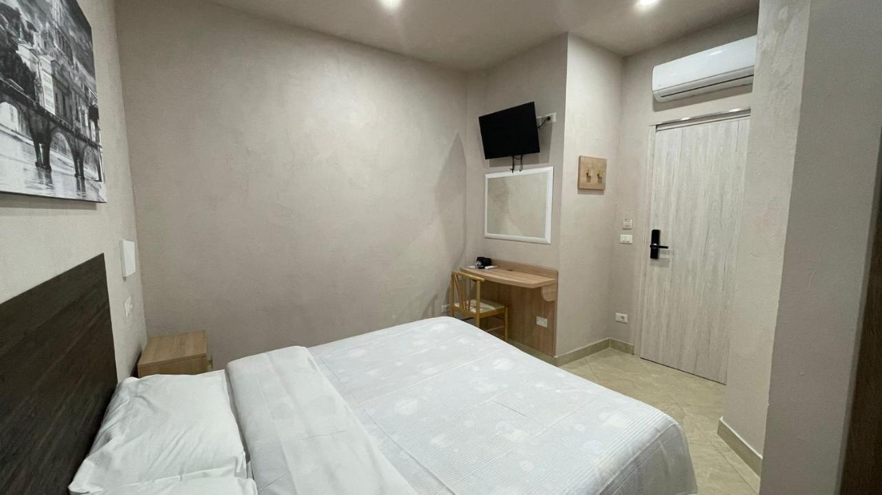Spqr Bed & Breakfast Roma